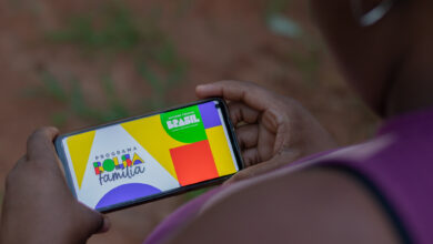 Algumas parcelas do Bolsa Família podem retornar para. Entenda o que acontece com o dinheiro do Bolsa Família que some.