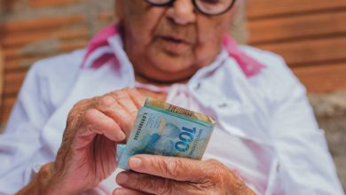 Descubra se quem recebe o BPC ainda pode continuar recebendo o Bolsa Família e como proceder para acumular os benefícios.