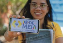 Descubra como garantir seu incentivo financeiro de R$ 200 do programa Pé-de-Meia e as regras do Governo Federal para manter o benefício.