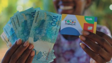 Bolsa Família 2024 expande benefícios com novos auxílios e calendário organizado, fortalecendo o combate à pobreza no Brasil.
