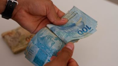 Beneficiários do Bolsa Família podem ter dinheiro esquecido no banco