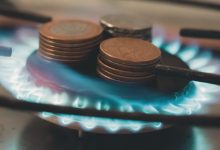 Documentos e critérios necessários para aprovação do Vale-Gás, um benefício essencial para famílias de baixa renda no Brasil.