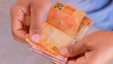 Salário mínimo de 2025 pode ter novidades em breve e o valor tende a animar muitos brasileiros; entenda agora.