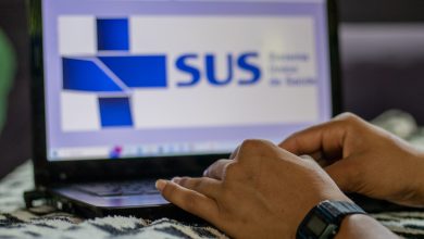 SUS garante mais dignidade as garotas e mulheres que necessitam de amparo financeiro e oferece "kit menstruação" de graça.