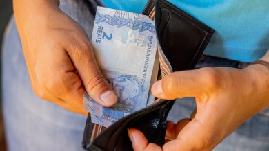 Um dinheiro a mais no mês pode ser a solução para diversas famílias inscritas no CadÚnico do governo federal, em agosto.