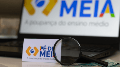 Atenção, estudantes! Sua nota na escola influencia no valor do Pé-de-Meia Confira