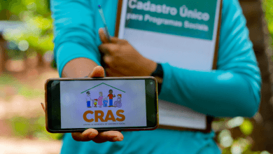 CRAS não quer corrigir minha renda cadastrada errada o que faço