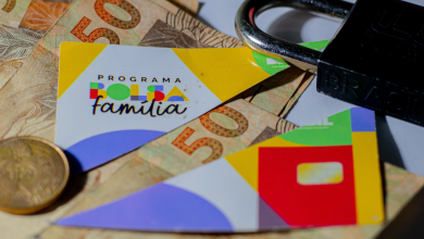 Seu nome pode estar na lista de cortes do Bolsa Família em outubro - confira agora