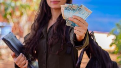 O Pé-de-Meia se consolidou como um dos principais benefícios do país. Confira.