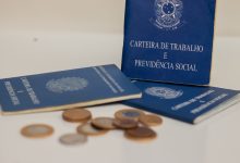 Quer saber quanto é descontado do salário de INSS e FGTS? Confira os detalhes.