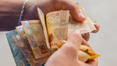 Para saber o que é auxílio-reclusão, é importante entender como o benefício funciona.