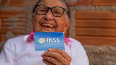 O pagamento do INSS em abril vai acontecer este ano também. Confira como funciona.