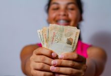 Quer saber quem tem direito ao auxílio-maternidade? Entenda como o benefício funciona.