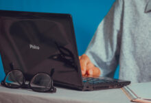 O MEC estabeleceu novas diretrizes para cursos EAD, mas como fica quem já se formou nessas matérias?