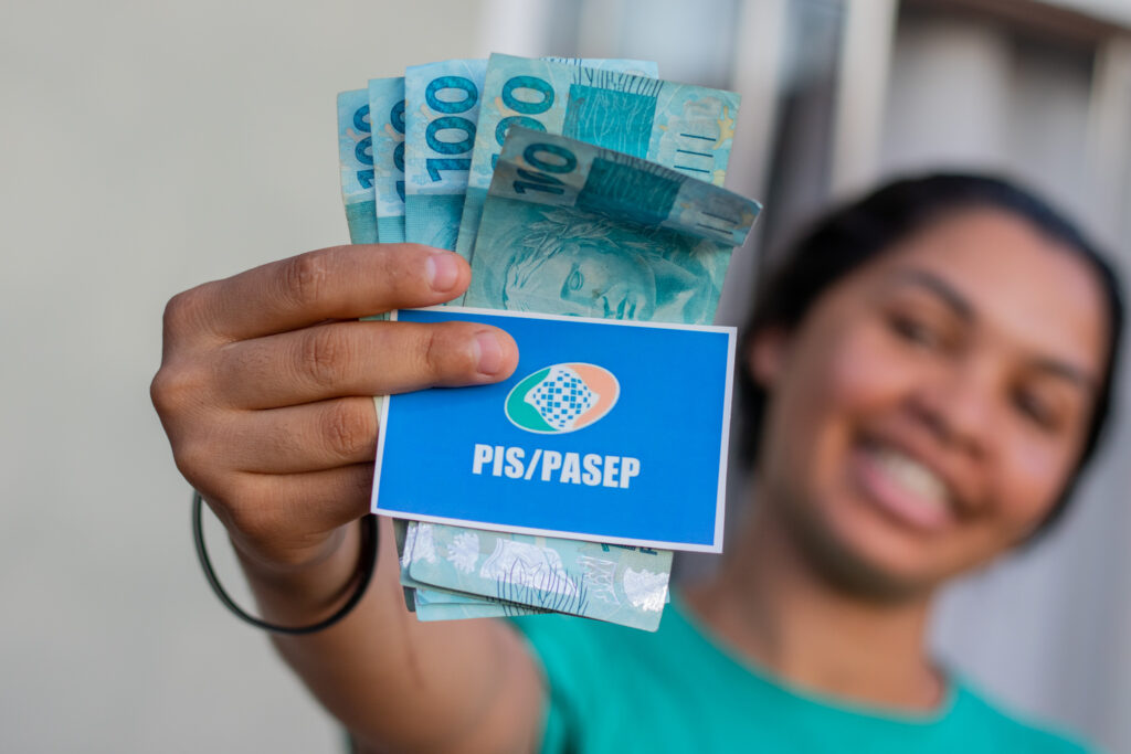 Você já sabe se tem dinheiro esquecido do PIS/Pasep? Veja como consultar.