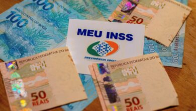 Se você sofre com dor na coluna, veja como funcionam os benefícios do INSS.