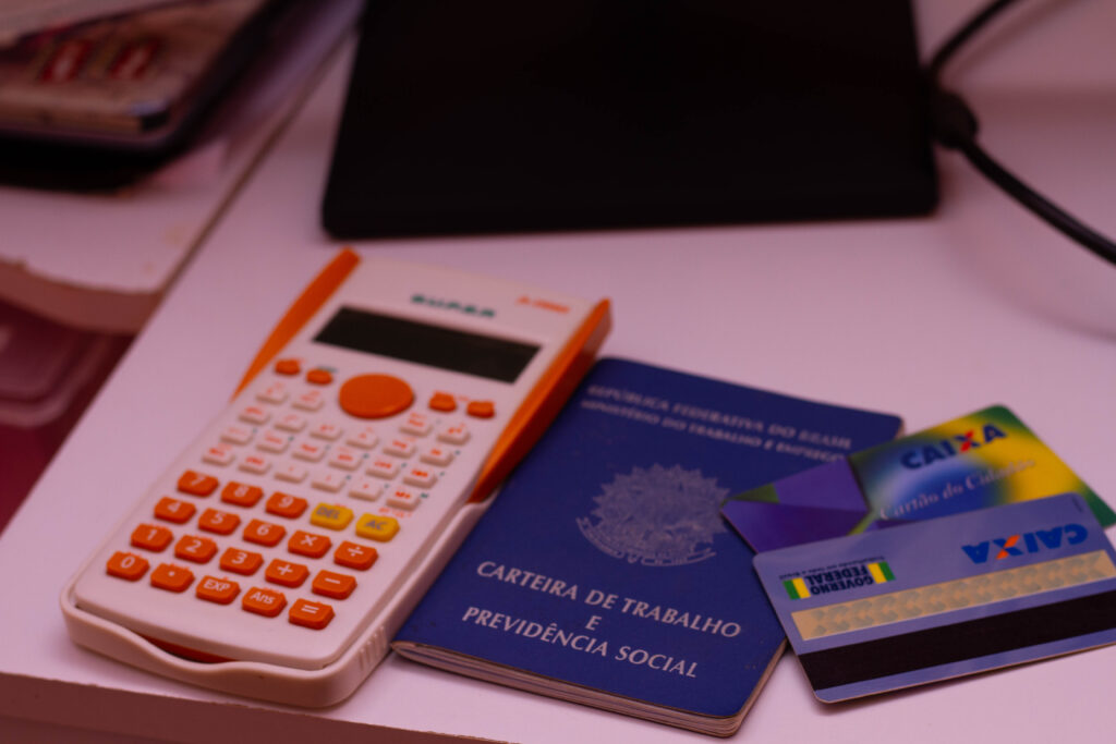 Se você quer receber do INSS e nunca contribuiu, veja como funciona.