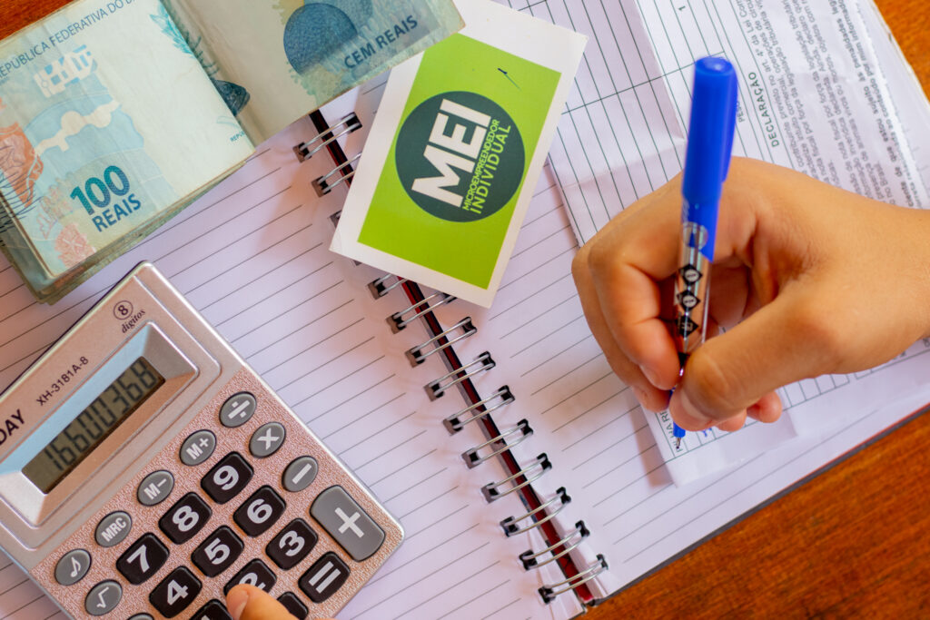 Se você não entregou a declaração anual do MEI, veja o que fazer agora.