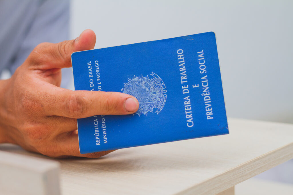 Os trabalhadores que atuam durante feriados e domingos podem enfrentar sovas regras em breve.