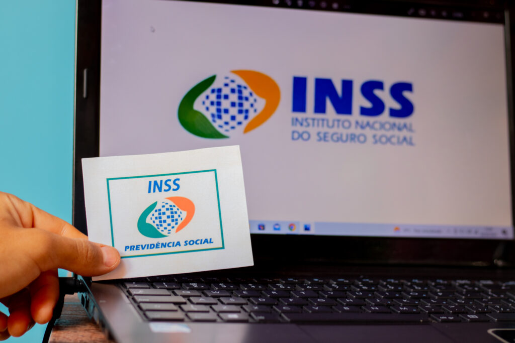 Se você sofreu descontos indevidos, veja como ocorrerá a devolução do dinheiro.