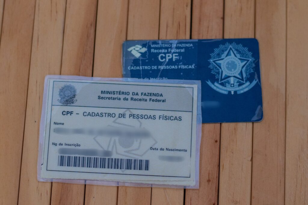 Atualmente, golpistas estão ampliando ainda mais os golpes envolvendo CPFs.