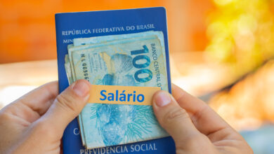 Os aposentado sque ainda trabalham devem ficar atentos aos seus direitos e deveres.