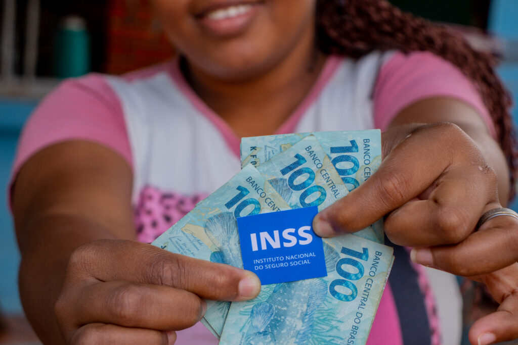 Você sabia que pode transformar o auxílio-doença em outro benefício? COnfira.