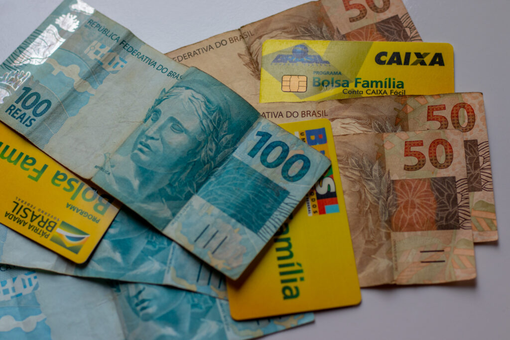 Se você precisa devolver o Auxílio Emergencial, é bom ficar atento.
